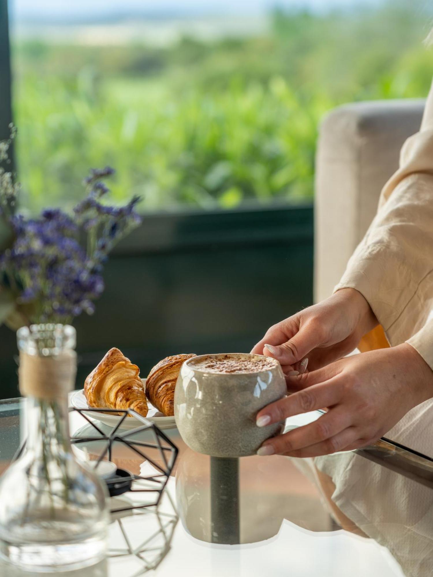 Apartahotel Suites Vila Birdie 나바타 외부 사진